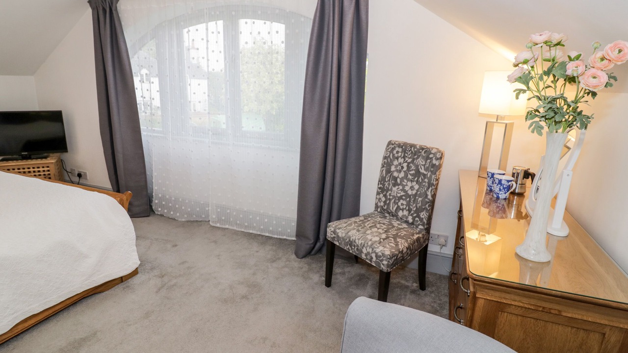 Photo of Others in Halford