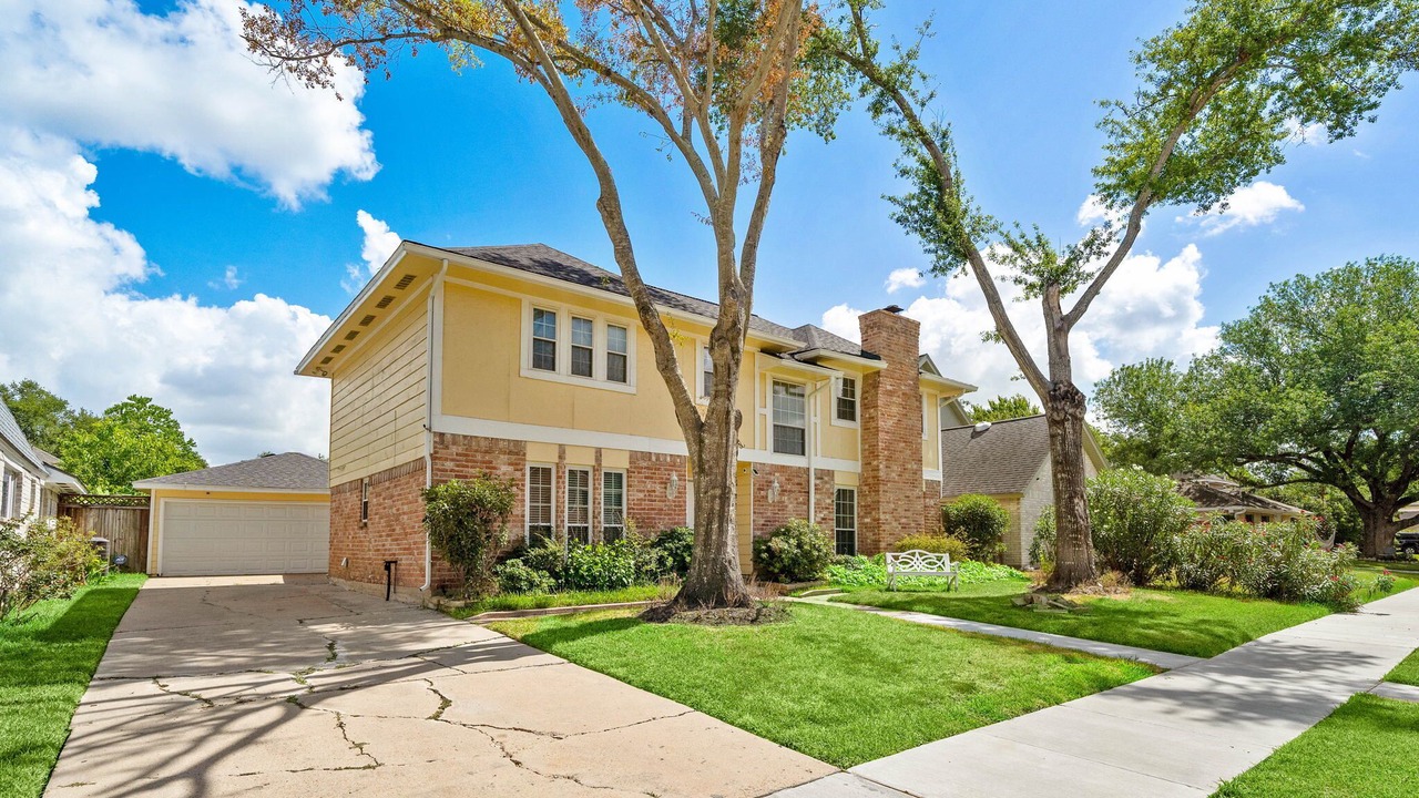Photo of Outdoor in Clodine