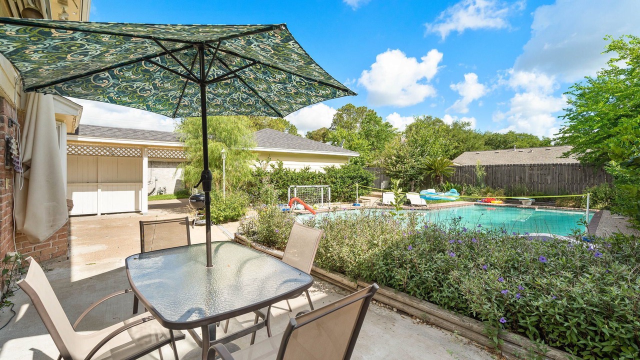 Photo of Outdoor in Clodine