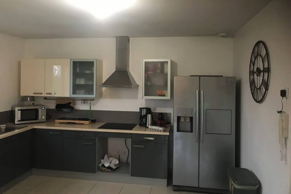 Photo of Kitchen in Henouville