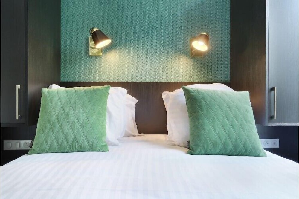 Photo of Bedroom in Grenelle