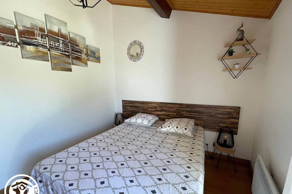 Photo of Bedroom in Bouin