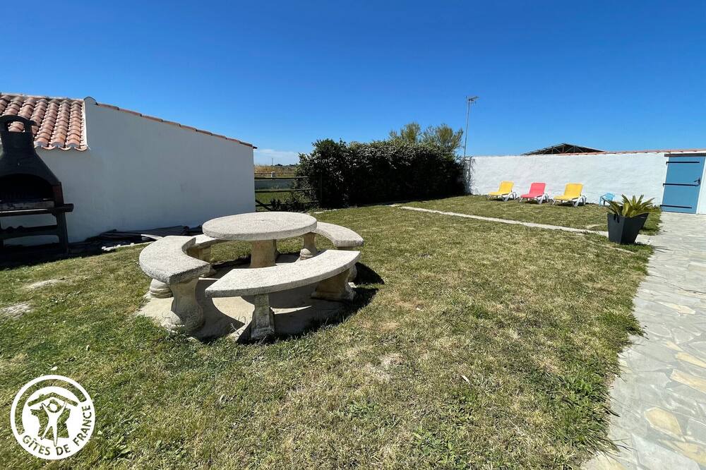 Photo of Outdoor in Bouin