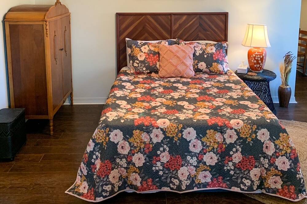Photo of Bedroom in Carthage