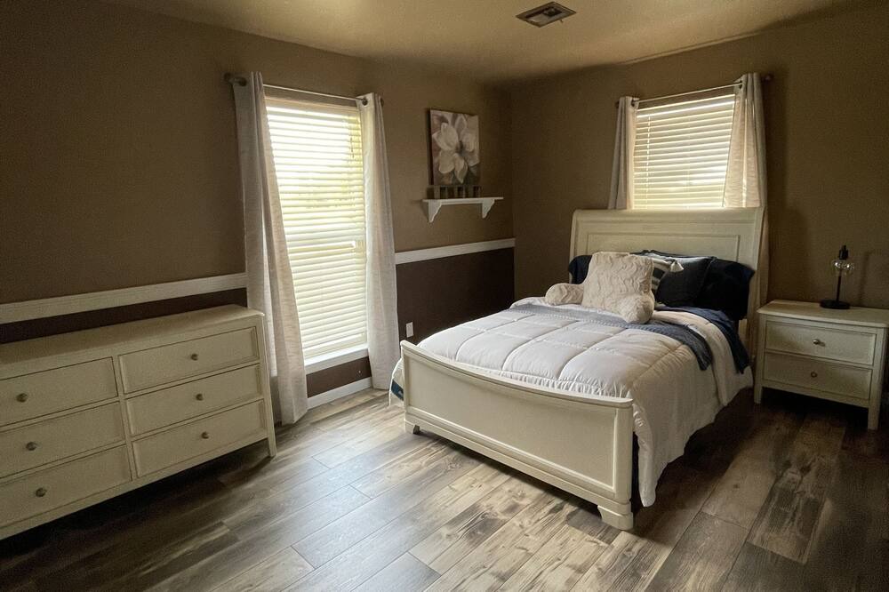 Photo of Bedroom in Wheatland