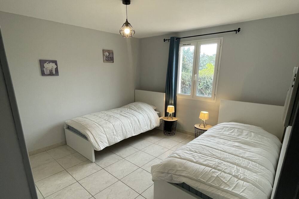 Photo of Bedroom in Banne
