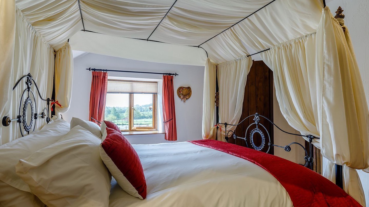 Photo of Others in Endon