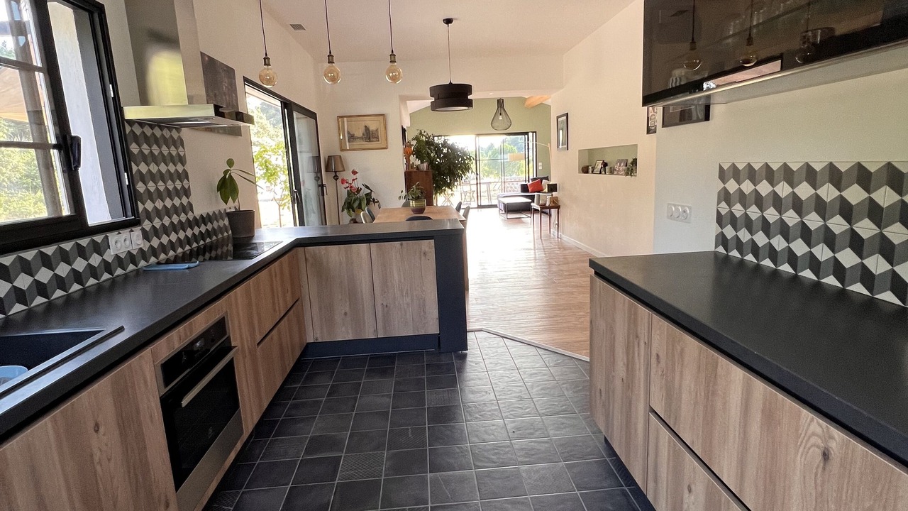Photo of Kitchen in Bouc-Bel-Air