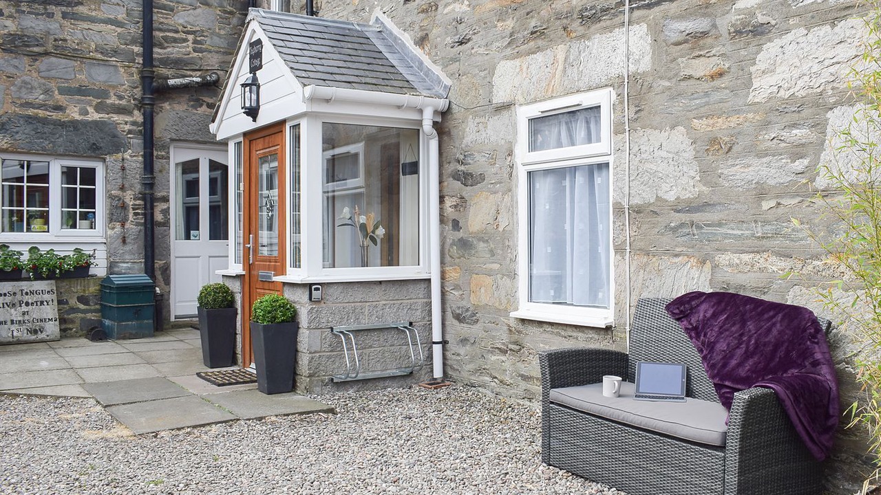 Photo of Buildings in Aberfeldy