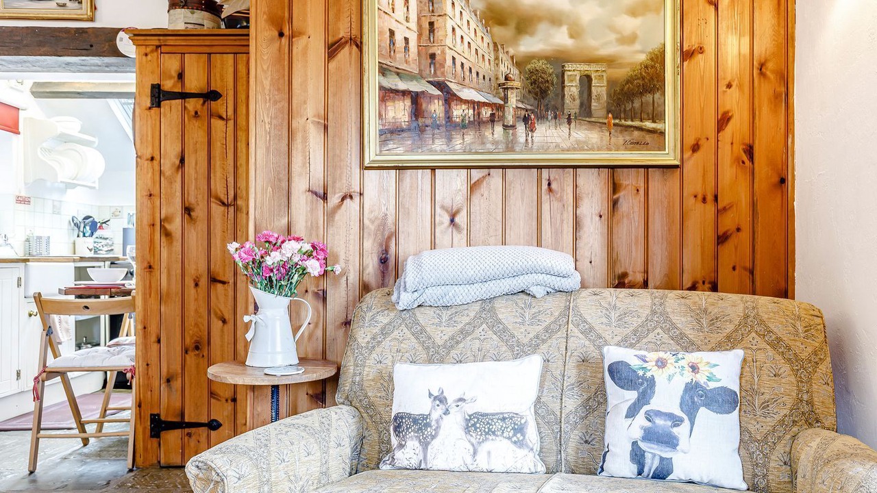 Photo of Livingroom in Endon