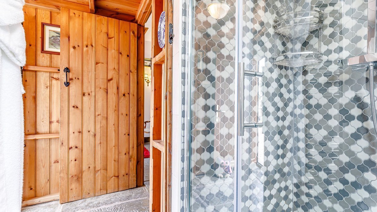 Photo of Others in Endon