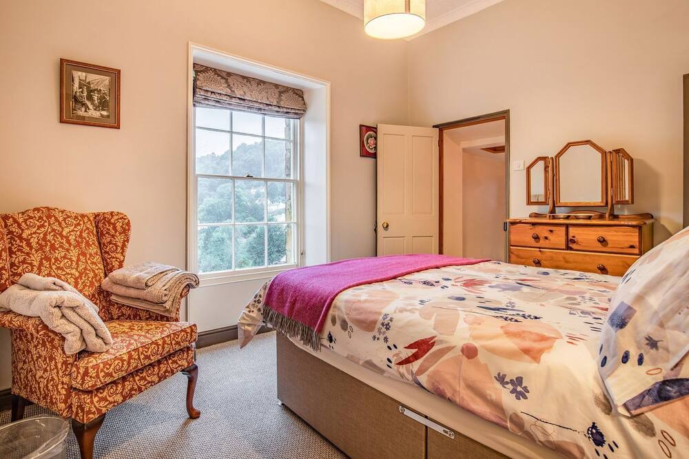 Photo of Bedroom in Matlock Bath