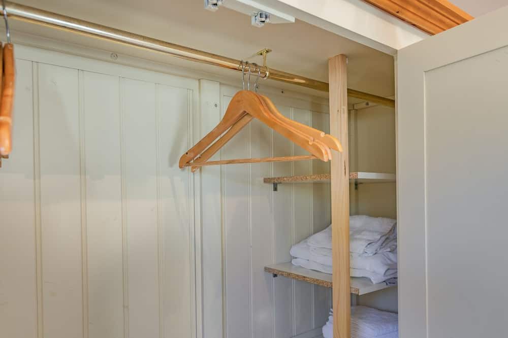 Photo of Bedroom in Moreton-in-Marsh