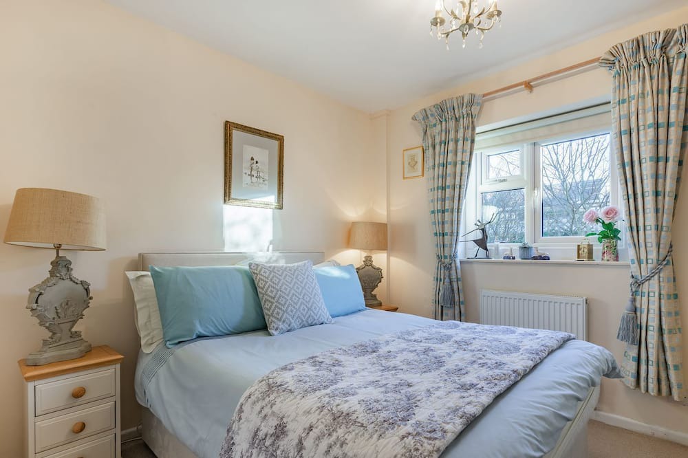 Photo of Bedroom in Moreton-in-Marsh