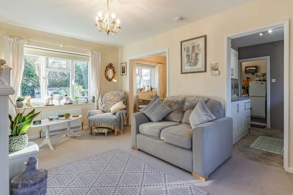 Photo of Livingroom in Moreton-in-Marsh