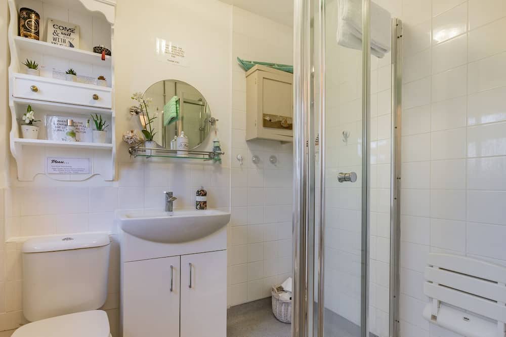 Photo of Bathroom in Moreton-in-Marsh