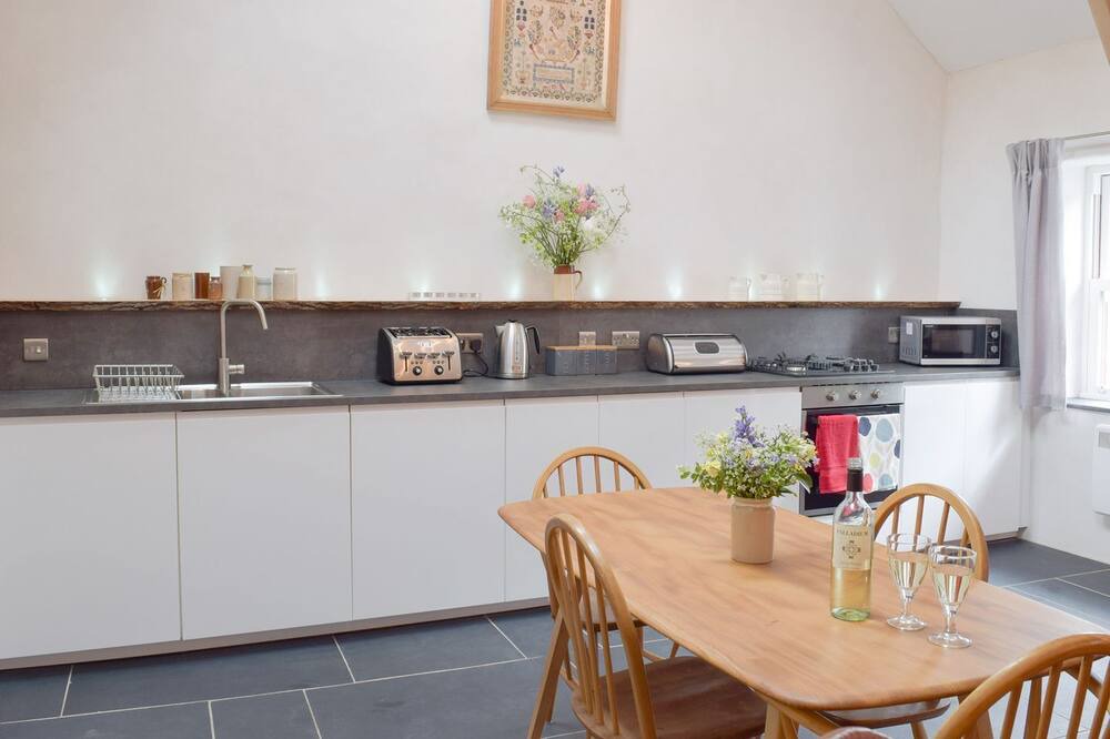 Photo of Kitchen in Pont-ar-gothi