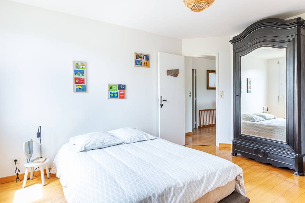 Photo of Bedroom in St-Jean-des-Champs