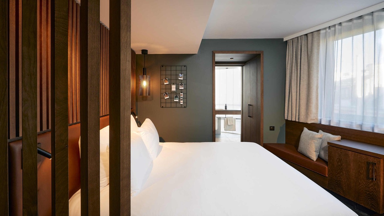 Photo of Bedroom in Saint-Lambert