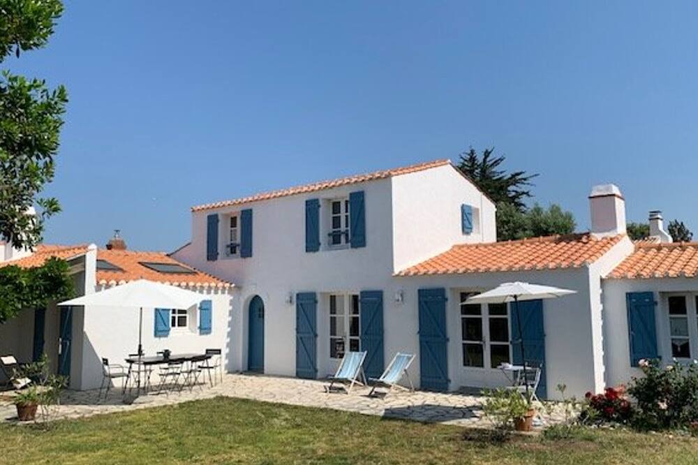 Photo of Outdoor in L'Epine