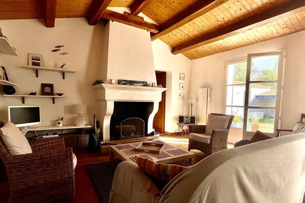 Photo of Livingroom in L'Epine