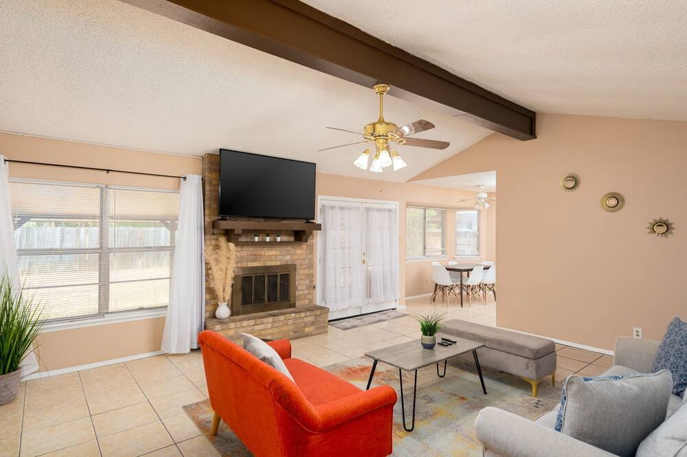 Photo of Livingroom in San Antonio