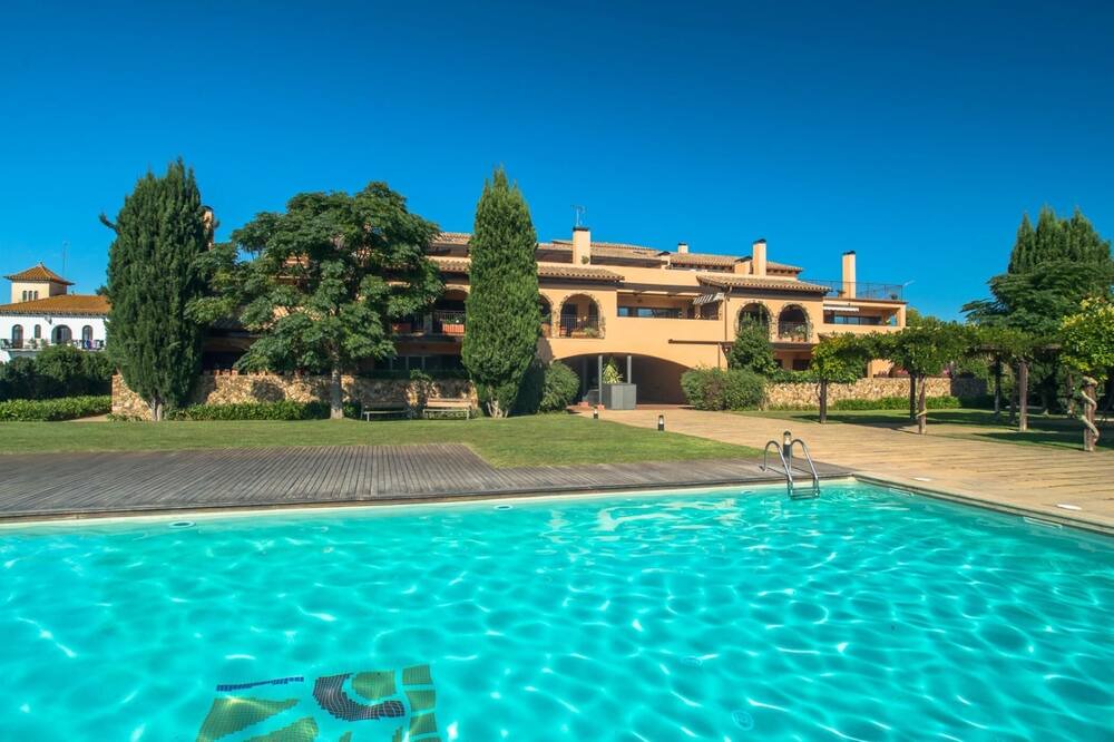 Photo of Outdoor in Albons