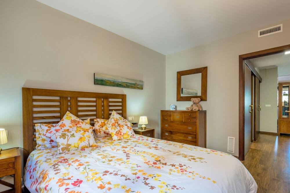 Photo of Bedroom in Albons