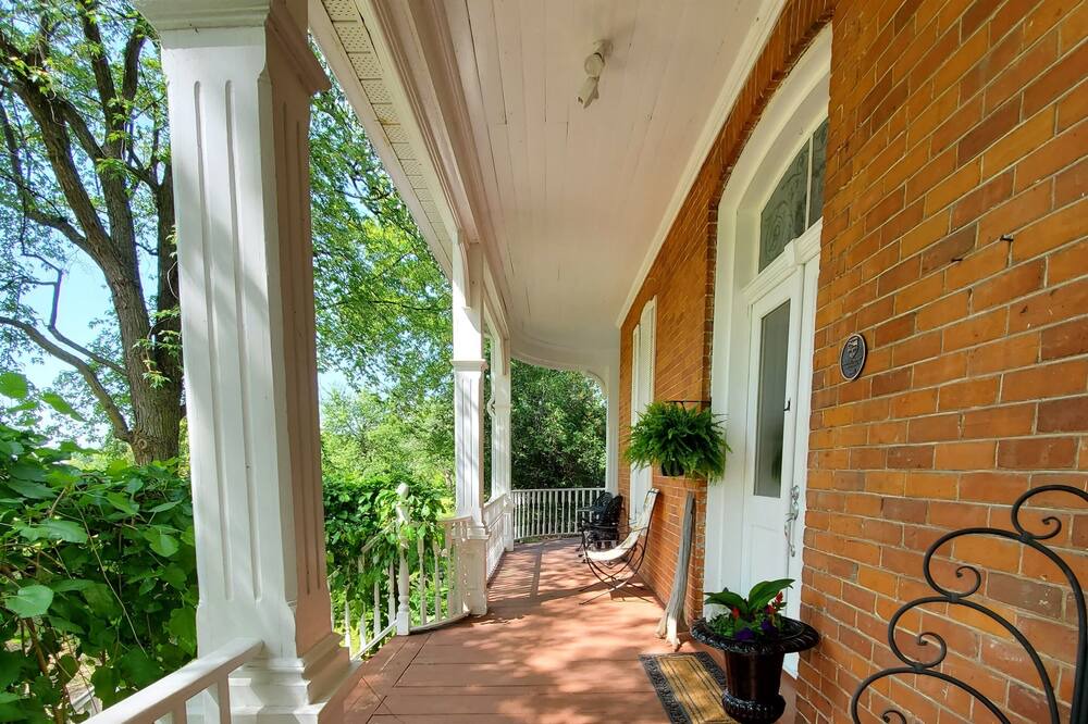 Photo of Patio Balcony in South Glengarry