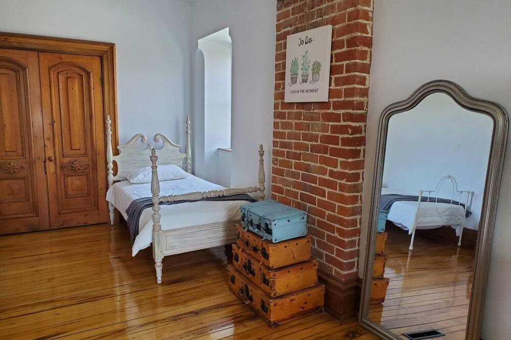 Photo of Bedroom in South Glengarry