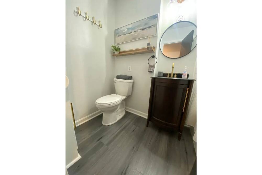 Photo of Bathroom in Hattiesburg
