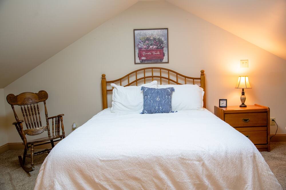 Photo of Bedroom in Delaware County