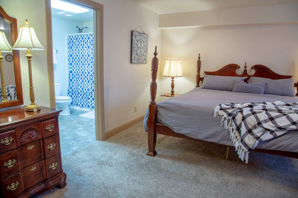 Photo of Bedroom in Delaware County