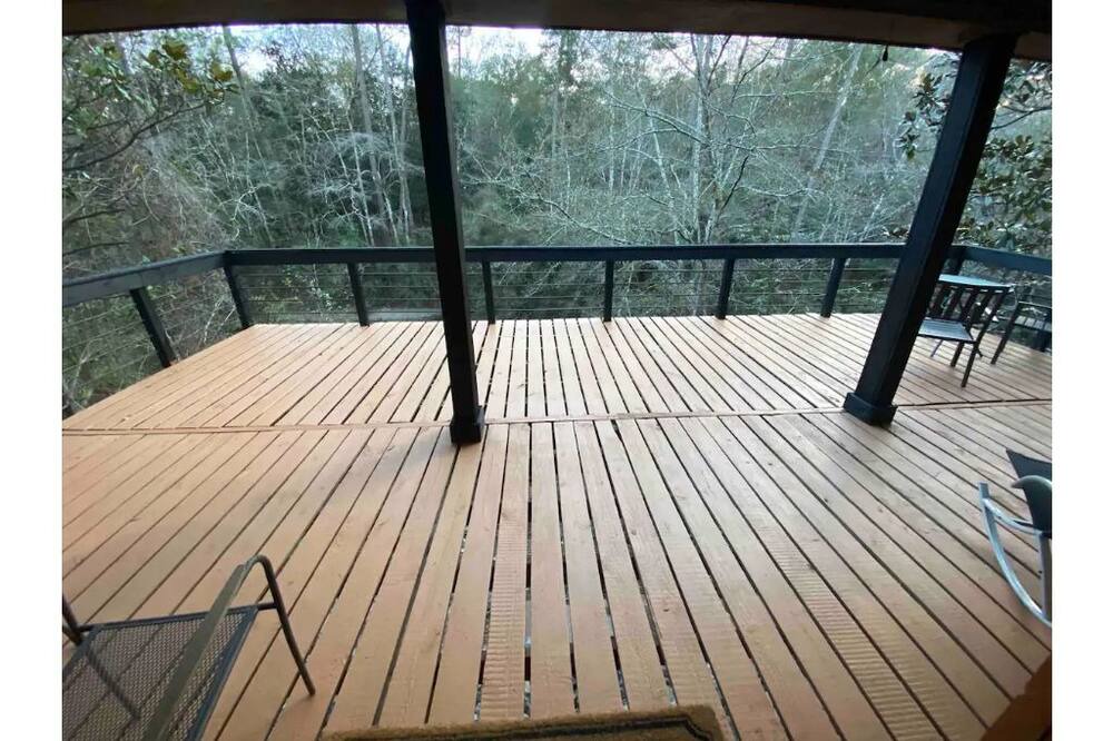 Photo of Bedroom in Hattiesburg