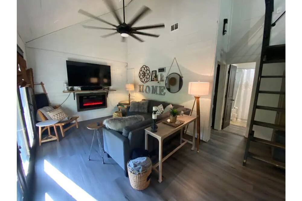 Photo of Livingroom in Hattiesburg