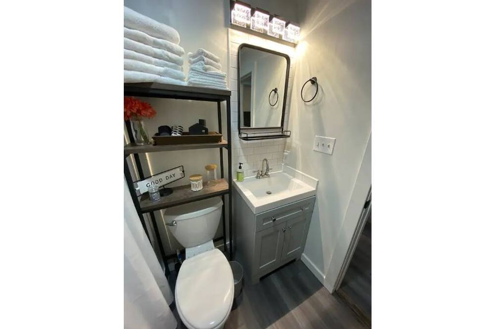 Photo of Bathroom in Hattiesburg