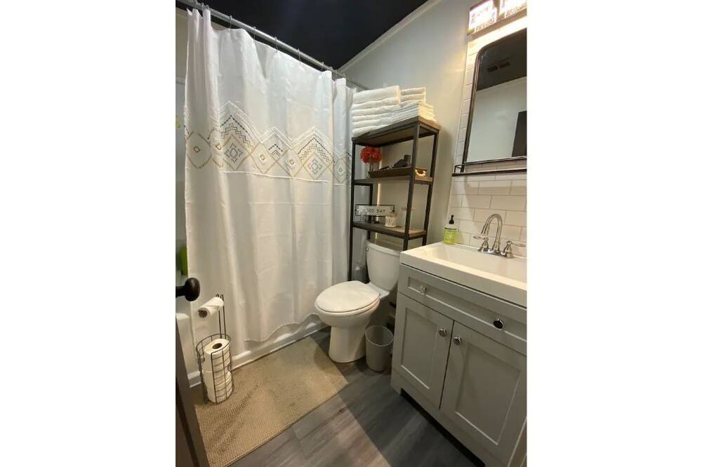 Photo of Bathroom in Hattiesburg