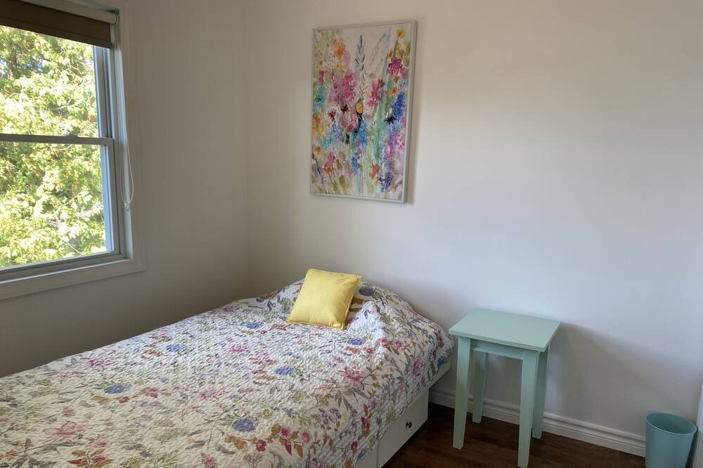 Photo of Bedroom in Scugog