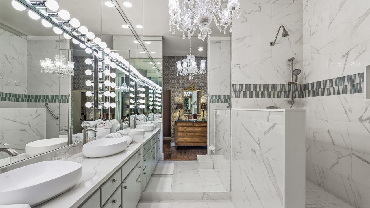 Photo of Bathroom in Downtown