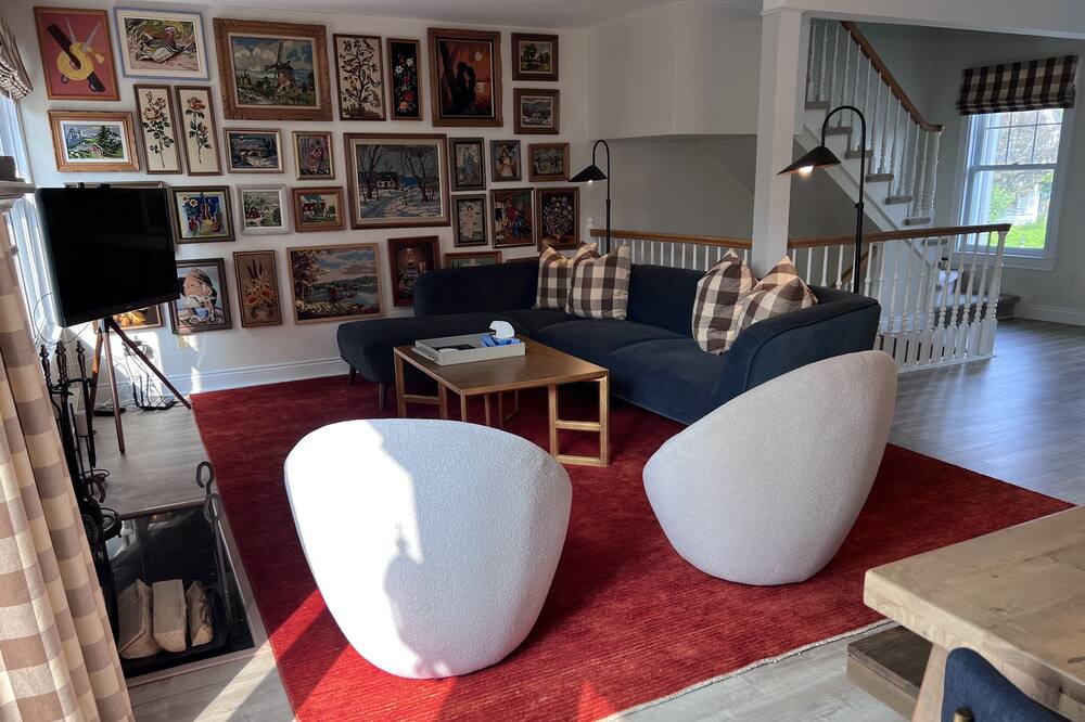 Photo of Livingroom in Lac-Brome