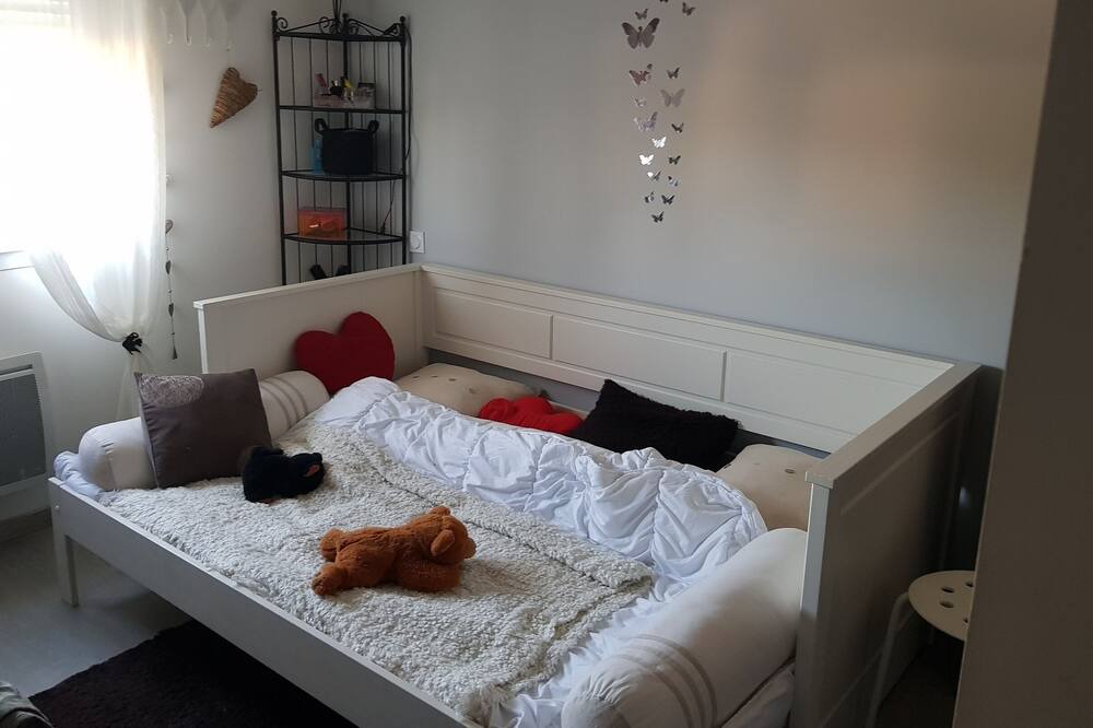 Photo of Bedroom in Liouc
