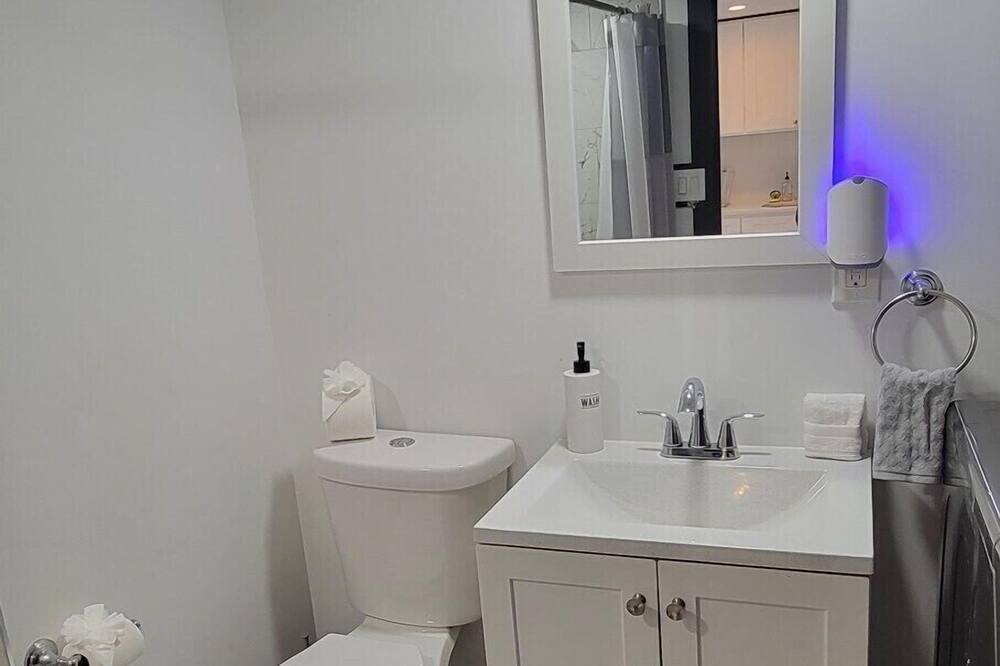 Photo of Bathroom in Troy