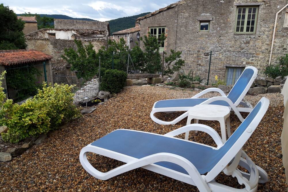 Photo of Patio Balcony in Villar-en-Val