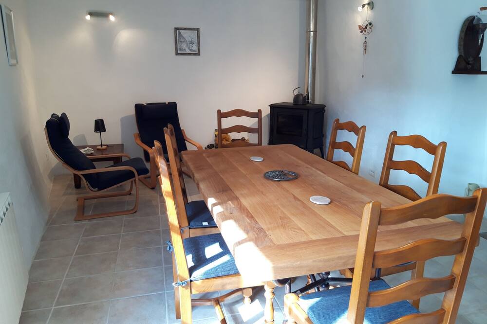 Photo of Kitchen in Villar-en-Val