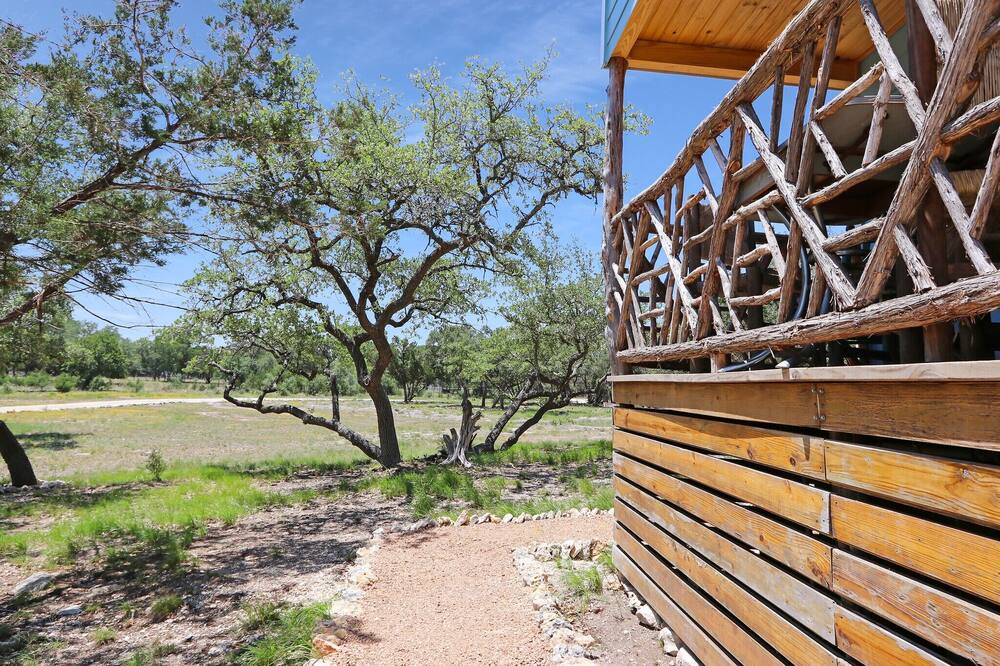 Photo of Others in Blanco