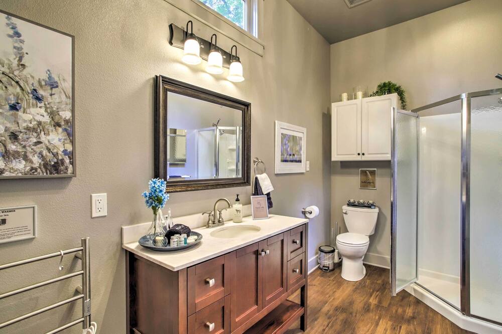 Photo of Bedroom in Chappell Hill
