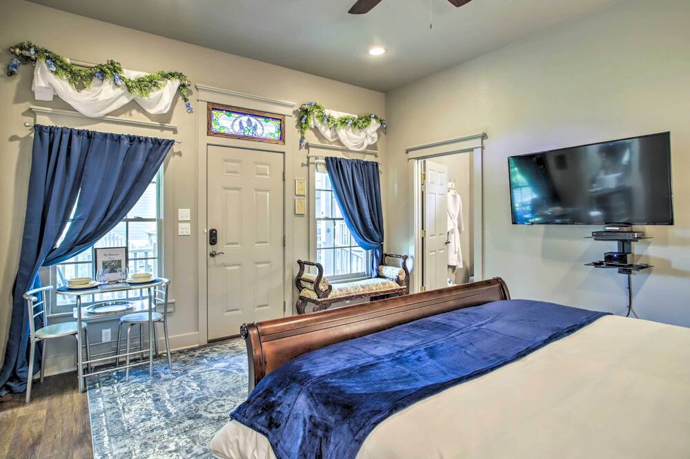 Photo of Bedroom in Chappell Hill