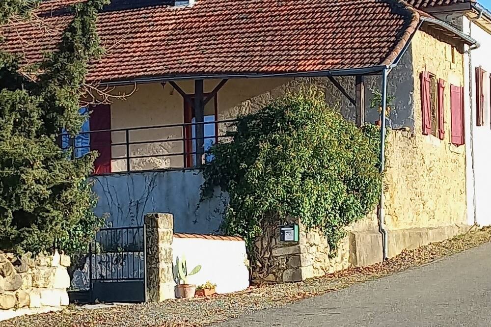 Photo of Outdoor in Cazaux-Villecomtal