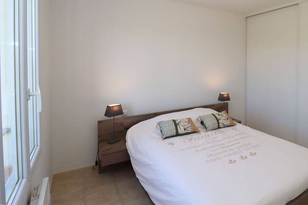Photo of Bedroom in Simiane-la-Rotonde