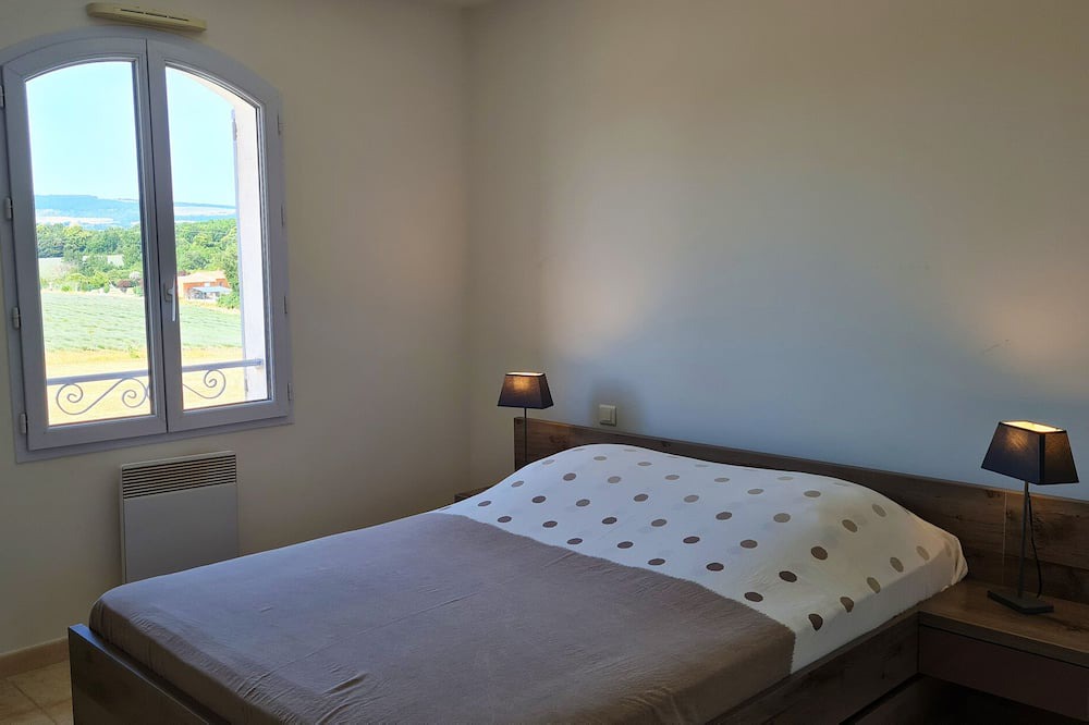 Photo of Bedroom in Simiane-la-Rotonde